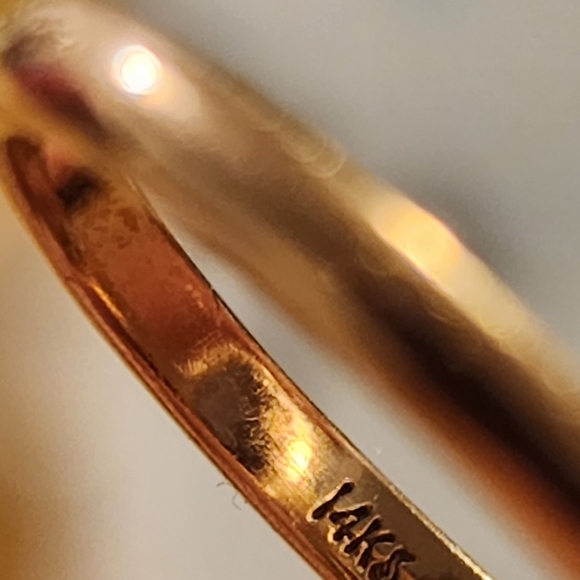 Rose gold wedding ring set. - Picture 2 of 4